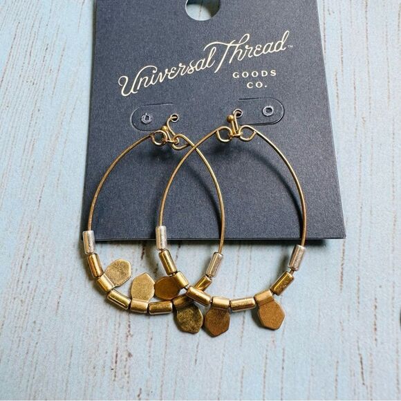 Universal Thread Earring Lot Of 3 Dangle Earrings - Picture 4 of 4